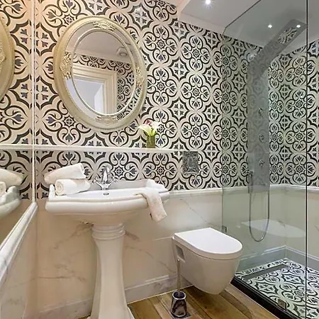 Kouneni Hotel 3*